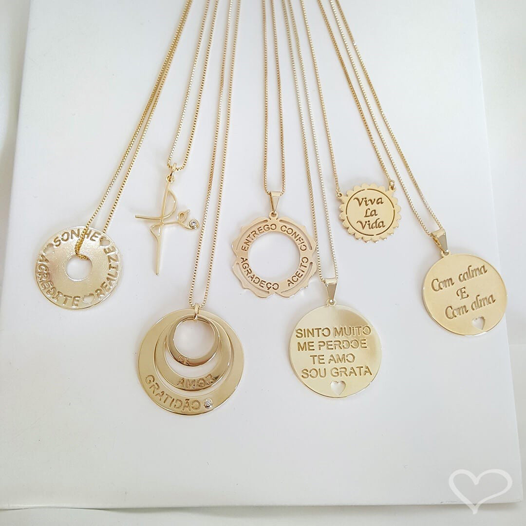Colar Longo Life Círculos Fé, Amor e Gratidão Folheado a Ouro 18k