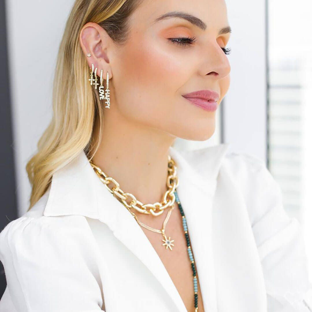 Brinco Argolinha Cruz Filipa Zircônias Folheado a Ouro 18k
