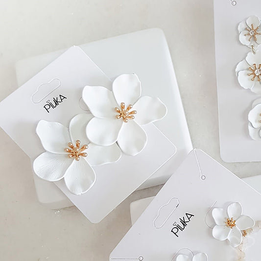 Brinco de Flor Jasmim Branco