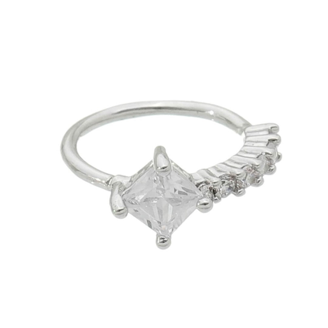 Piercing de Furo Argola Torção 8mm Cora Zircônias Prata