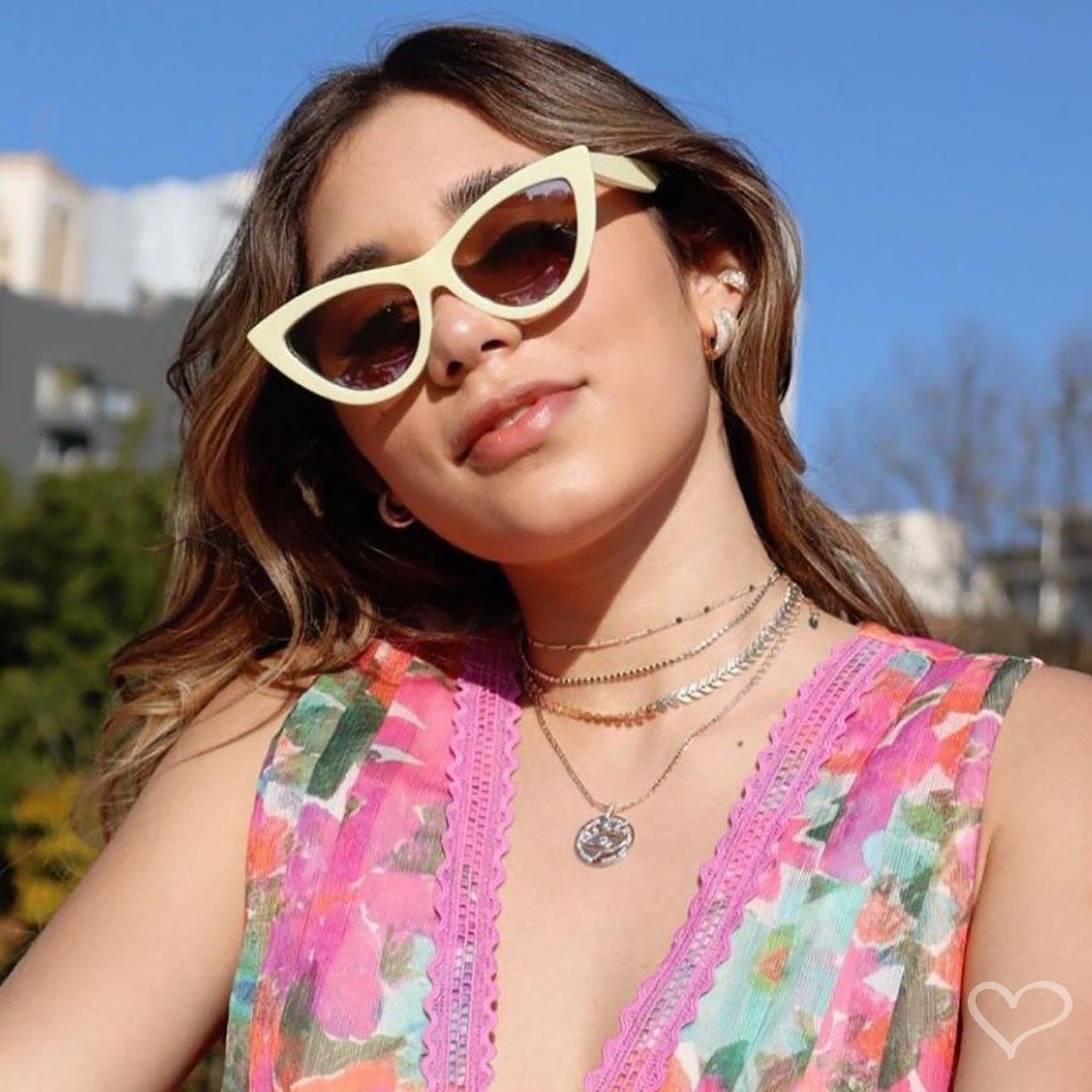 Brinco Argolinha Lívia G Zircônia Folheado a Ouro 18k