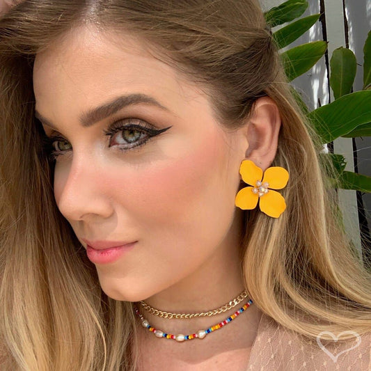 Brinco de Flor Magnólia Amarelo