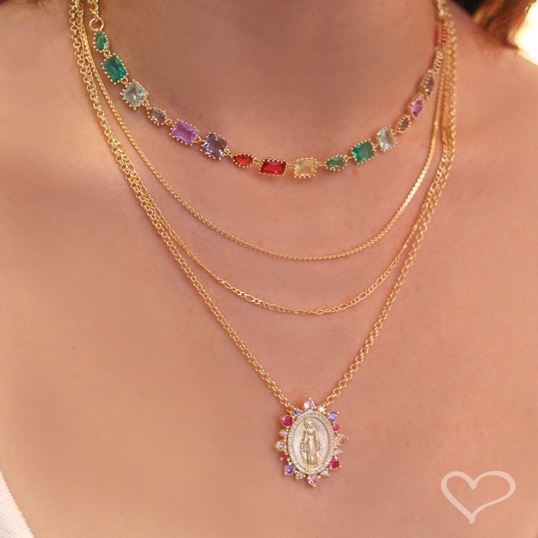 Colar Nossa Senhora das Graças Medalha Milagrosa Zircônias Coloridas Folheado a Ouro 18k