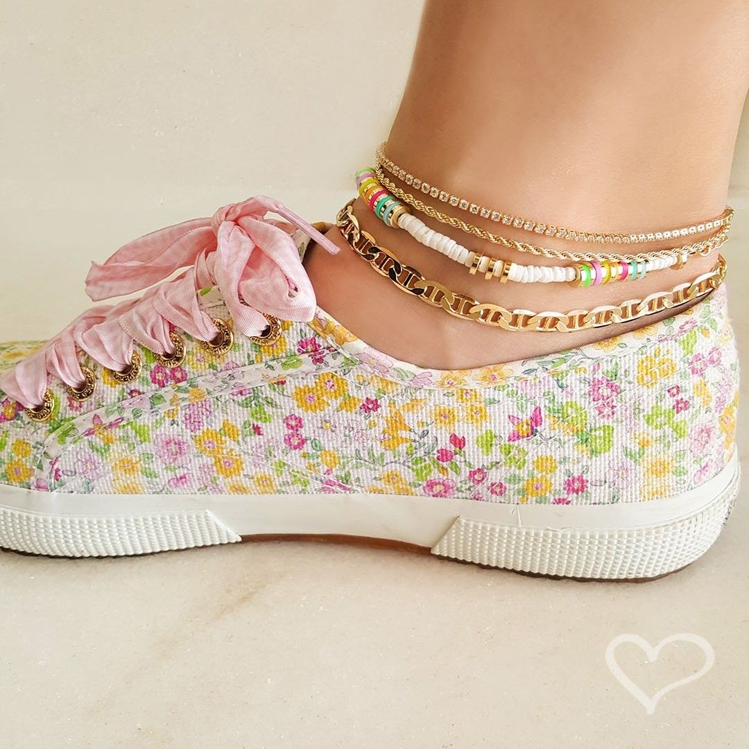 Tornozeleira Piuka Meg Duas Voltas Cordão Baiano e Zircônias Folheada a Ouro 18k