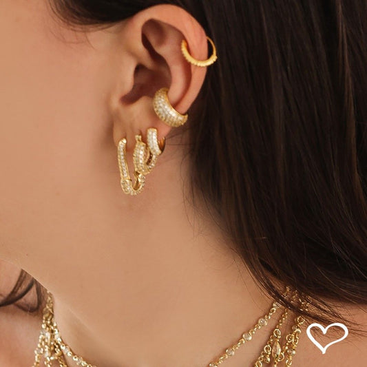 Piercing de Furo Piuka Argola Torção 12mm Ayane Zircônias Folheado a Ouro 18k