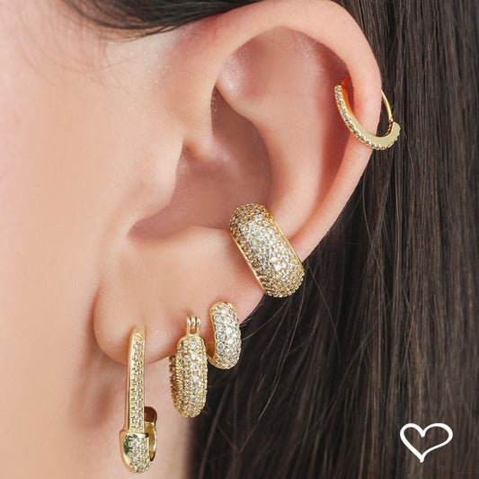 Piercing de Furo Piuka Argola Torção 10mm Ayane Zircônias Folheado a Ouro 18k