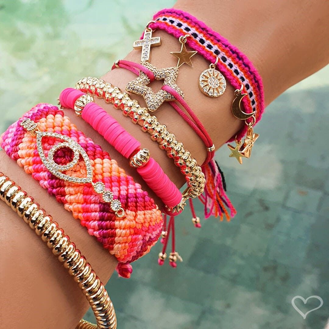 Pulseira Ajustável Olho Grego Macramê Tons de Rosa Zircônias Danna