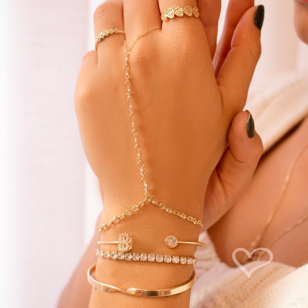 Pulseira de Mão Mayte Zircônias Folheada a Ouro 18k