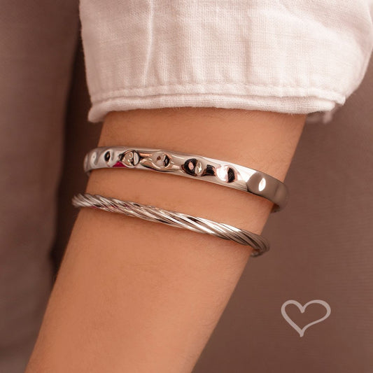 Bracelete Feminino Folheado em Ródio Branco Trabalhado Elise