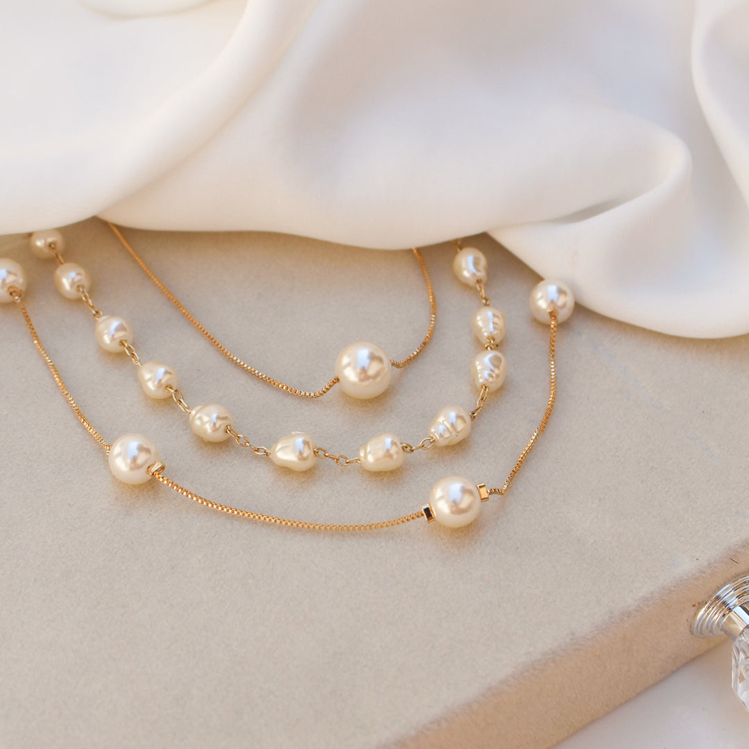 Choker Piuka Megan Pérolas Folheada a Ouro 18k