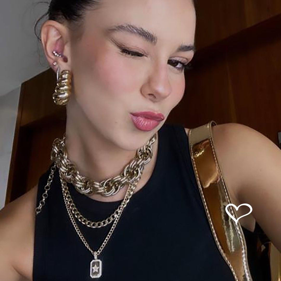 Colar Curto de Elos Entrelaçados Monize Folheado a Ouro 18k