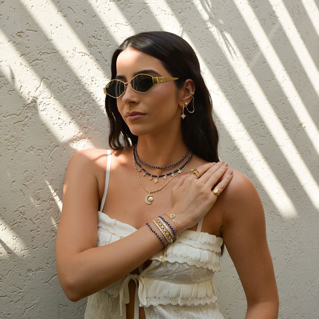 Brinco de Argolinha Carina Estrela Guia Zircônia Folheado a Ouro 18k