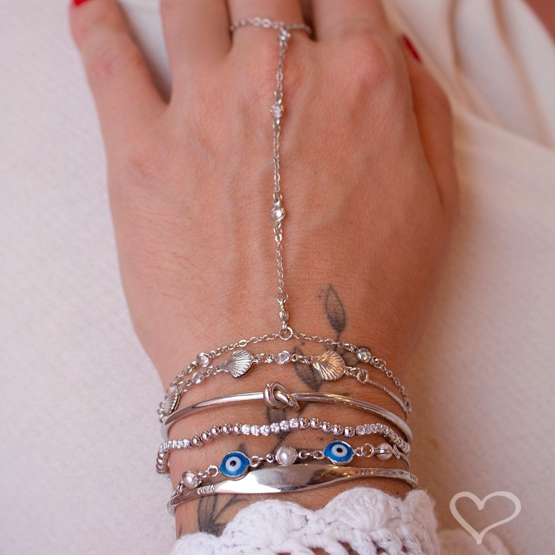 Pulseira de Mão Lia Zircônias Folheada em Ródio Branco