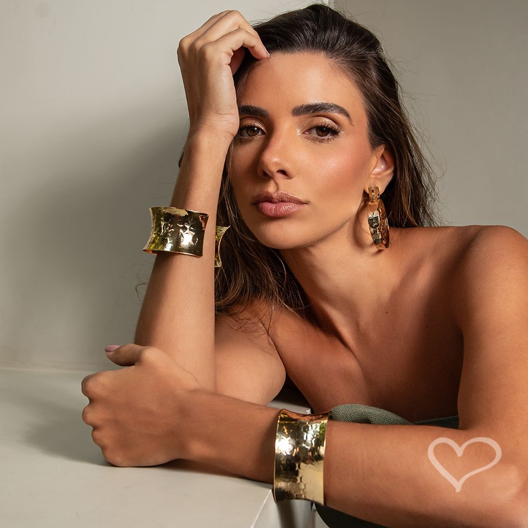 Brinco Nick Argola Dupla Texturizada Folheado a Ouro 18k