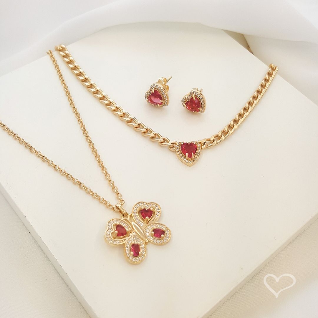 Colar Vicky Borboleta Zircônia Rubelita Folheado a Ouro 18k