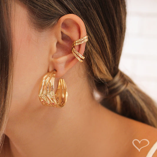 Brinco de Argola Texturizada Michelle Folheado a Ouro 18k