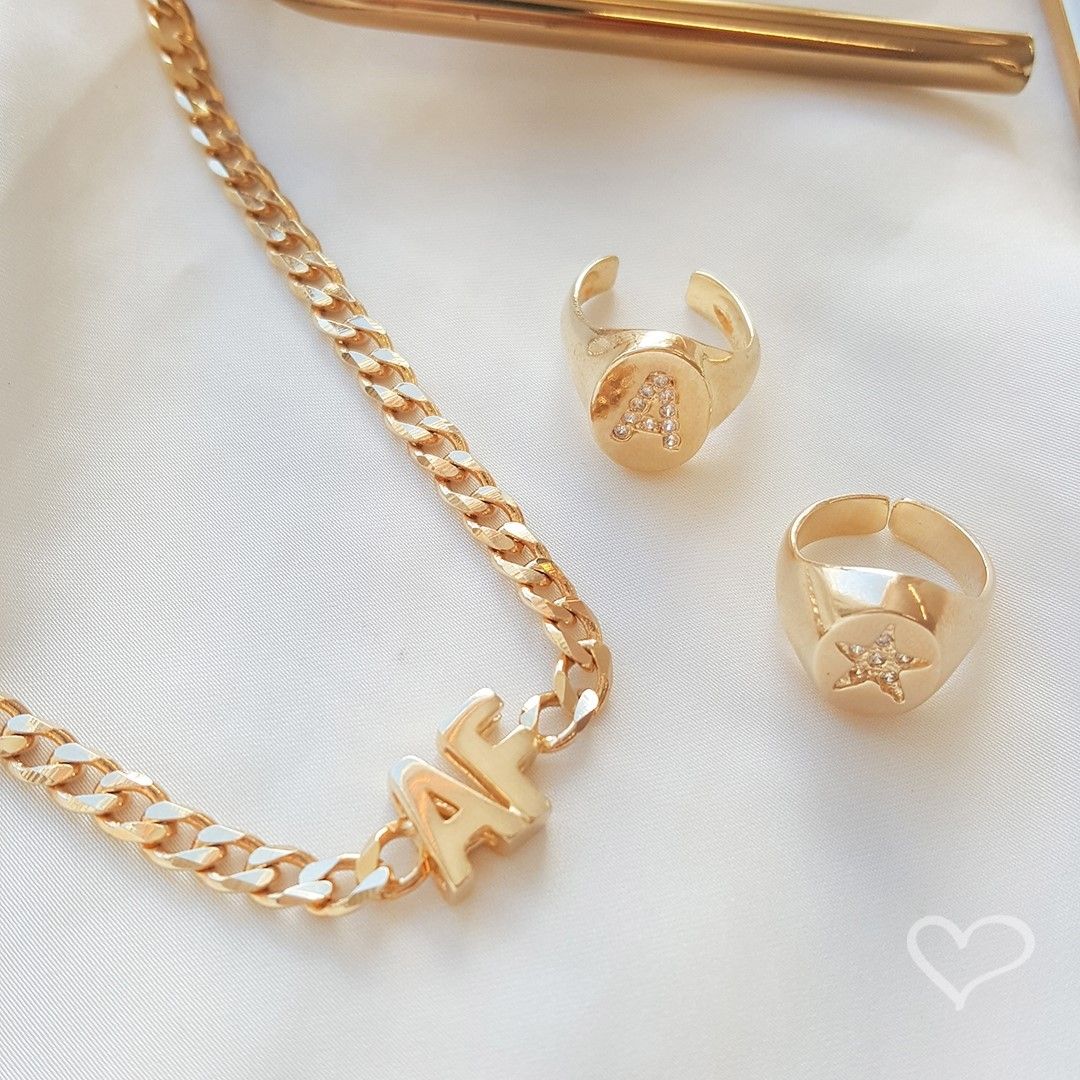 Choker Personalizado Inicial Elos Folheado a Ouro 18k