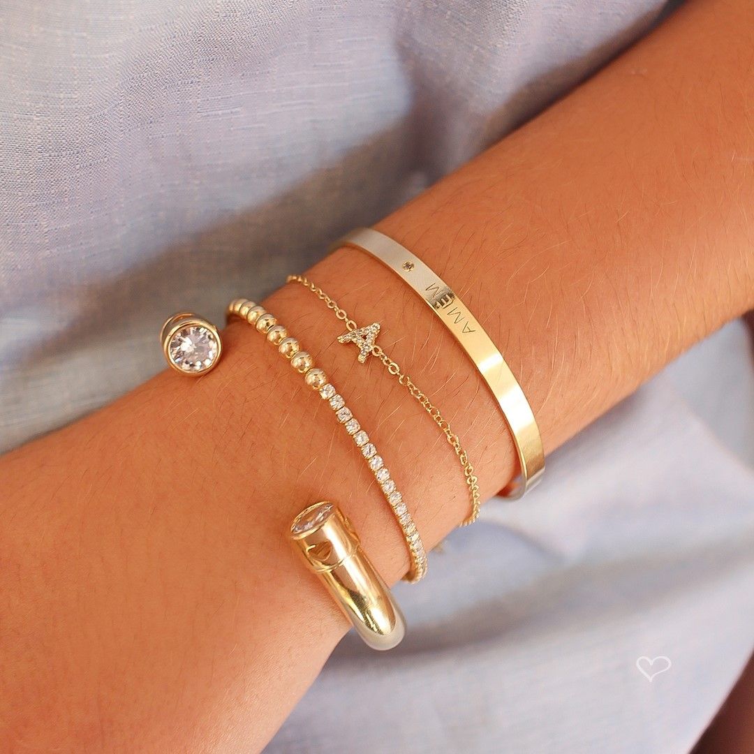 Pulseira Personalizada Inicial Cravejada Zircônias Folheado a Ouro 18k