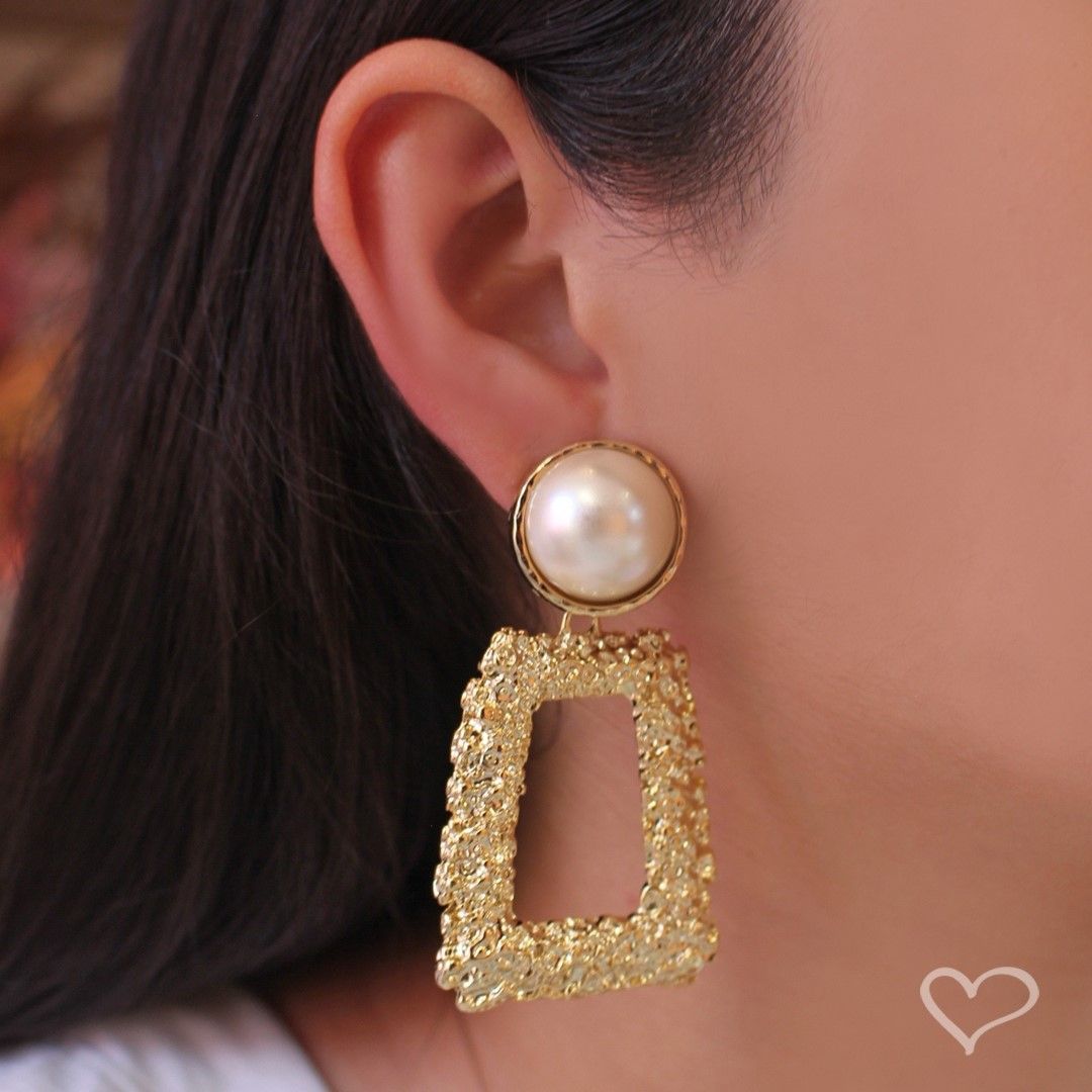 Brinco Géométrico Milena Pérola Folheado a Ouro 18