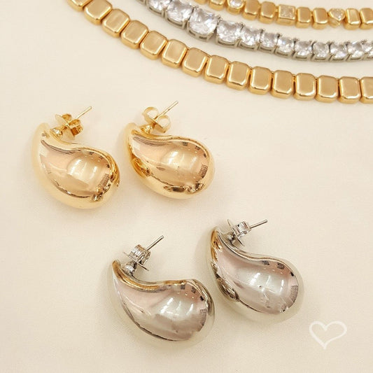 Brinco Hailey Gota Pequena Folheado a Ouro 18k Piuka