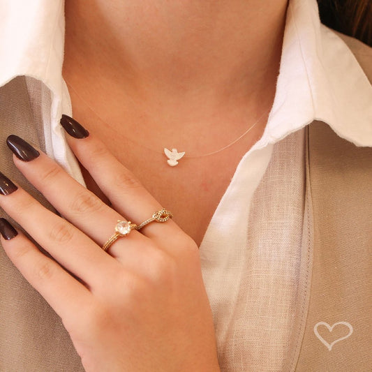 Choker Fio de Nylon Espirito Santo Madrepérola Folheado a Ouro 18k