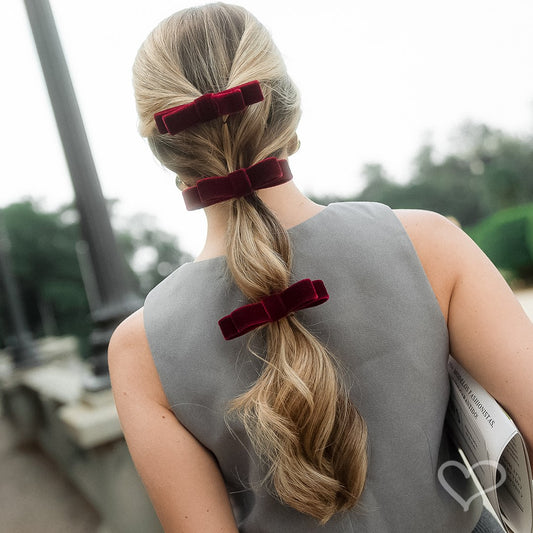 Laço de Cabelo Mari Veludo Alemão Cherry