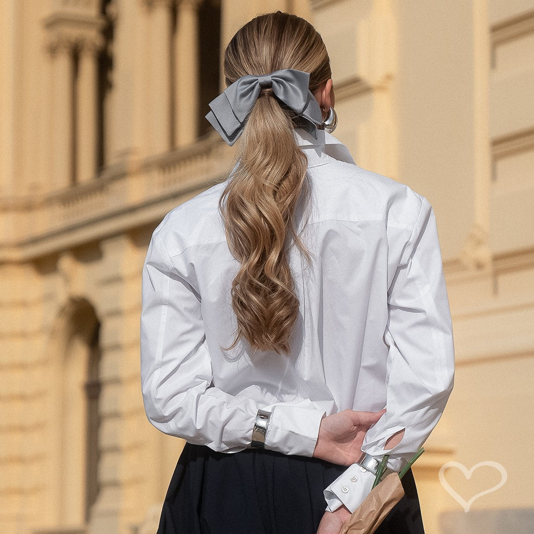 Laço de Cabelo Bia Crepe Acetinado Cinza