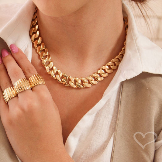 Colar Curto Alana Elos Folheado a Ouro 18k