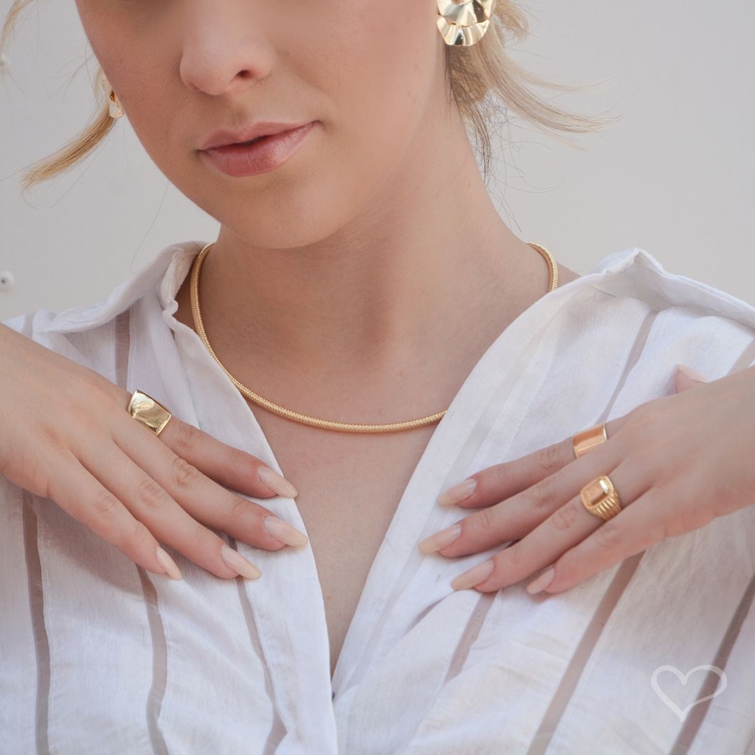 Brinco Thais Matelado Redondo Folheado a Ouro 18k