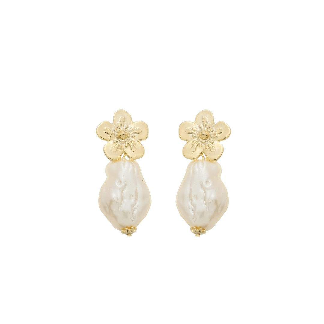 Brinco Adriana Flor Pérola de Água Doce Dourado