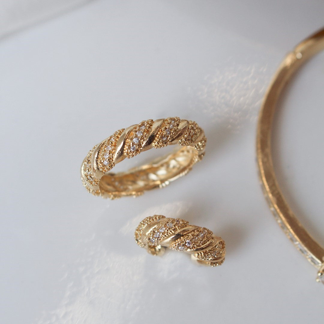 Piercing de Encaixe Mia Zircônias Folheado a Ouro 18k
