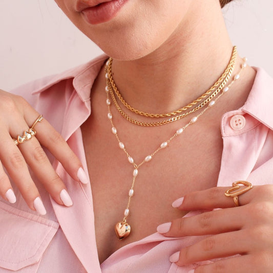 Colar de Pérolas Cecília Pingente Coração Folheado a Ouro 18k