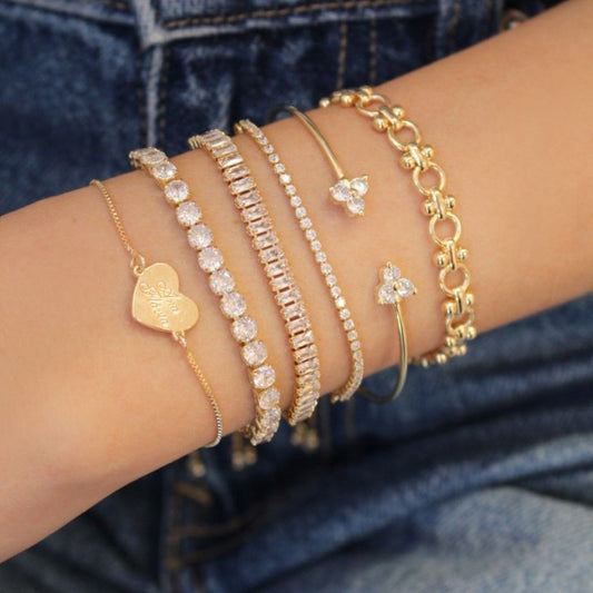 Pulseira Ajustável Personalizada Nome Coração Folheada a Ouro 18k