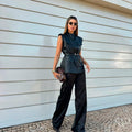 Brinco Botão Quadrado Melissa Folheado a Ouro 18k - Piuka