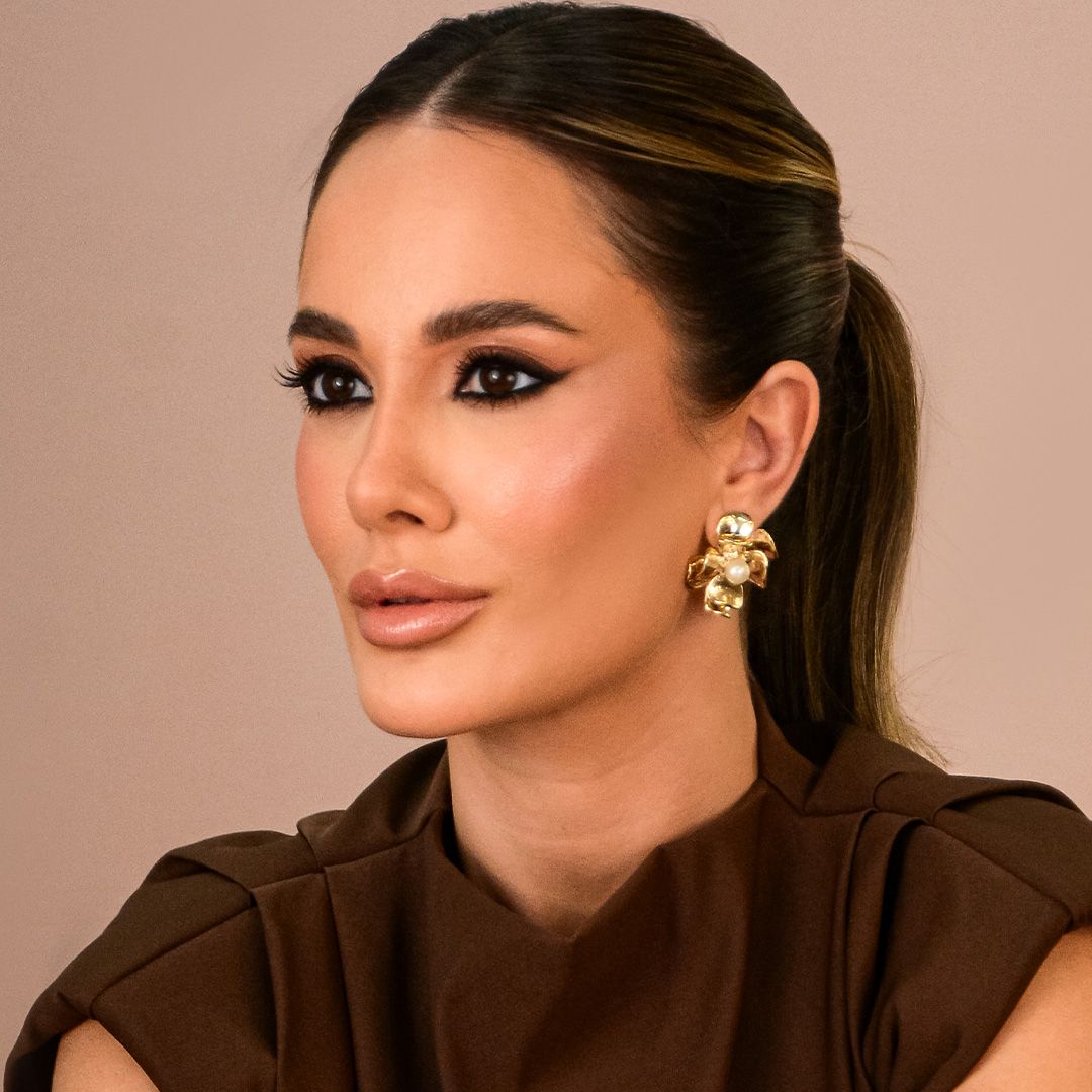 Thais Aguiar - Brinco Liane Flor e Bracelete Amélia - Piuka