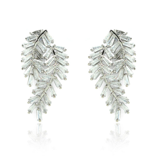 Brinco Piuka Carly Folhas Navetes Zircônia Folheado em Ródio Branco