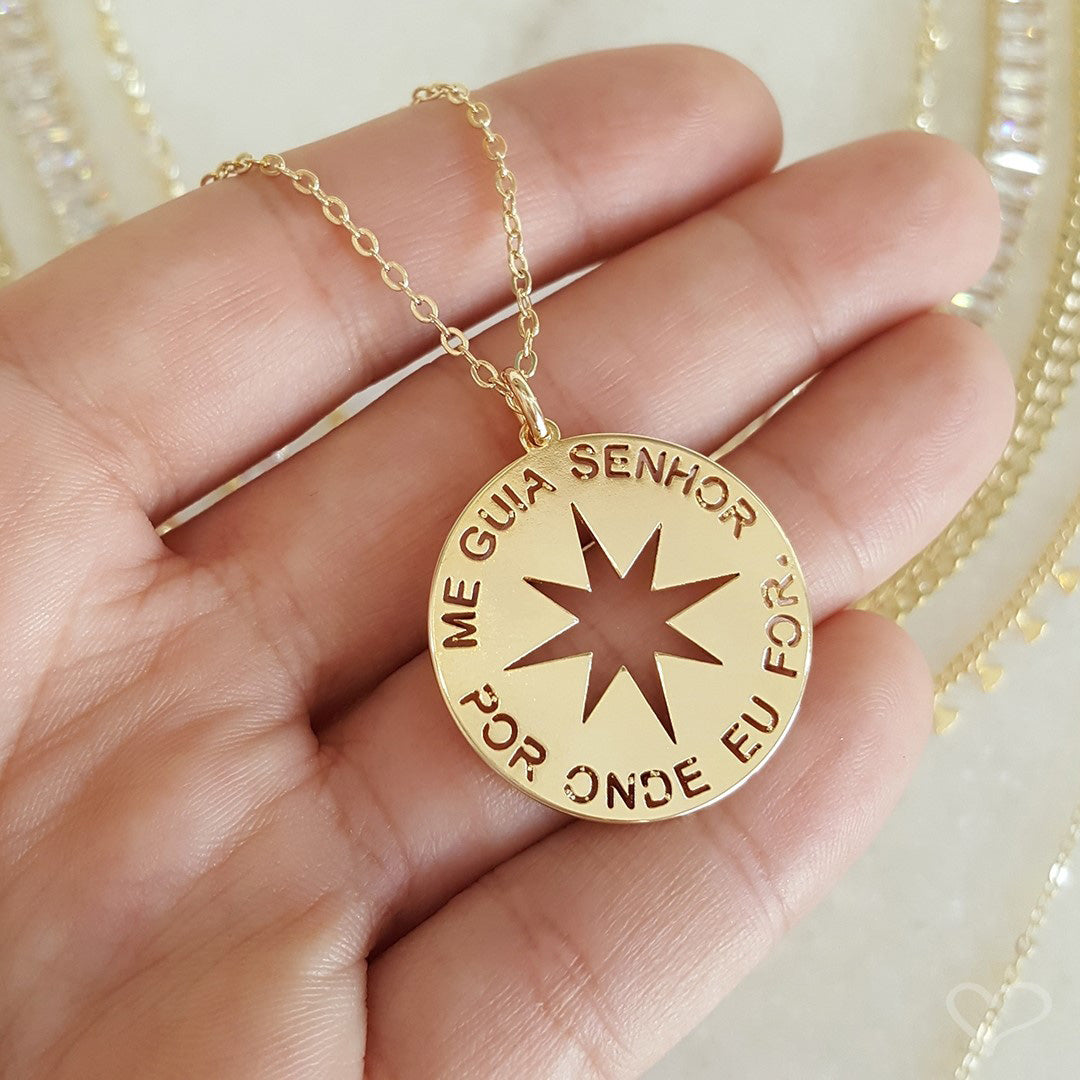 Colar Feminino Medalha Me Guia Senhor Por Onde Eu For Folheado a Ouro 18k