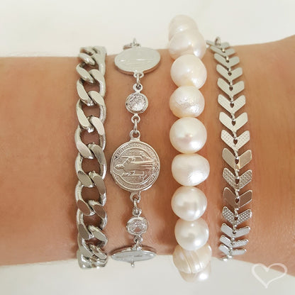 Pulseira Ajustável Folheada em Ródio Branco Kylie Folhinhas Piuka