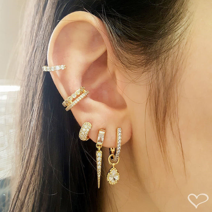 Brinco Argolinha Lya 3 Fileiras Zircônias Cravejadas Folheado a Ouro 18k