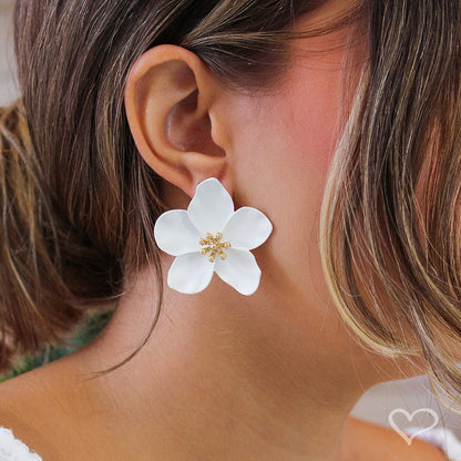 Brinco de Flor Jasmim Branco