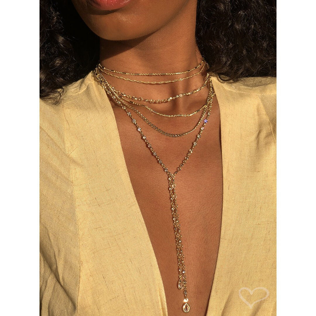 Colar Gravatinha Shine Zircônias Folheado a Ouro 18k