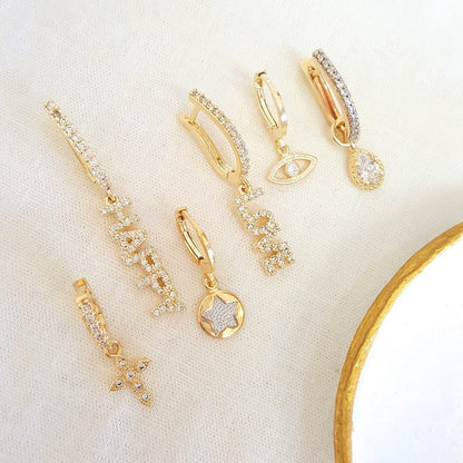 Brinco Argolinha Tina Happy Zircônia Folheado a Ouro 18k