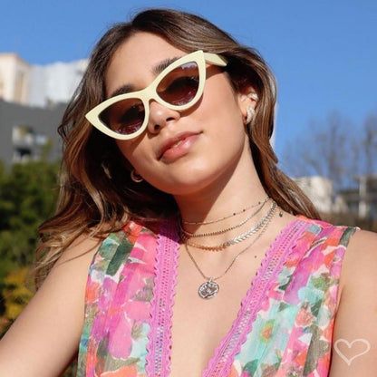 Brinco Argolinha Lívia M Zircônia Folheado a Ouro 18k