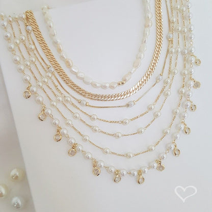 Choker Piuka Loren 3 Voltas Pérolas Folheado a Ouro 18k