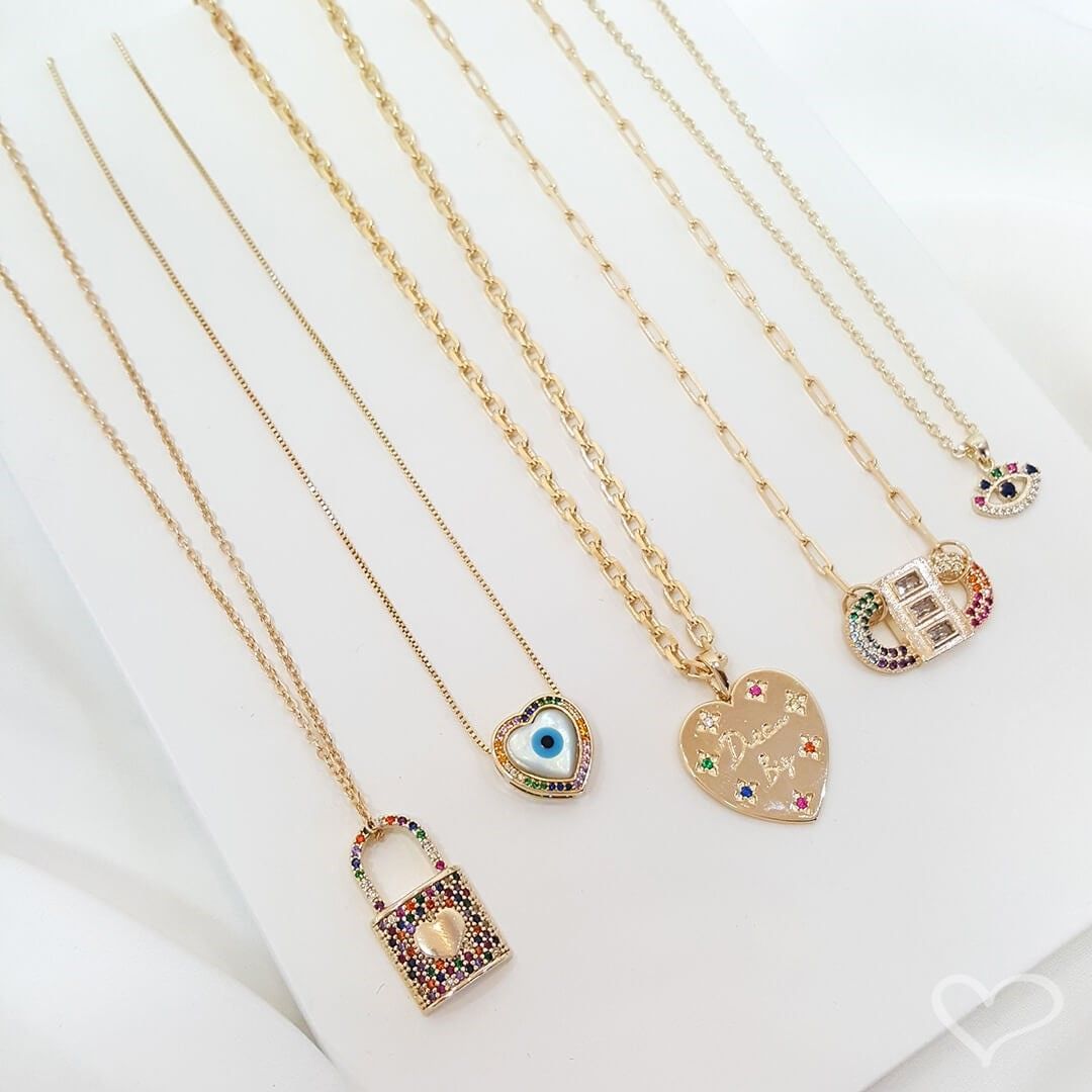 Colar de Cadeado Coração Zircônias Coloridas Thassia Folheado a Ouro 18k