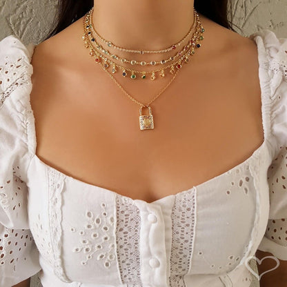 Colar de Cadeado Coração Zircônias Coloridas Thassia Folheado a Ouro 18k