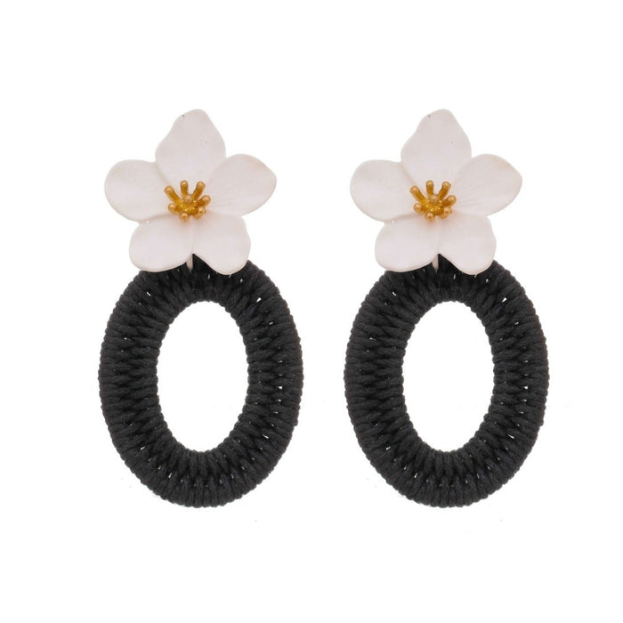 Brinco de Flor Verbena Branco e Preto