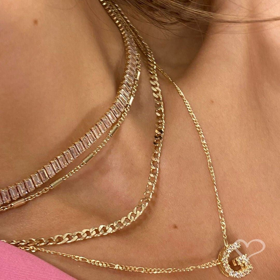 Choker Piuka Taylor Pequena Zircônias Baguete Cristal Folheado a Ouro 18k