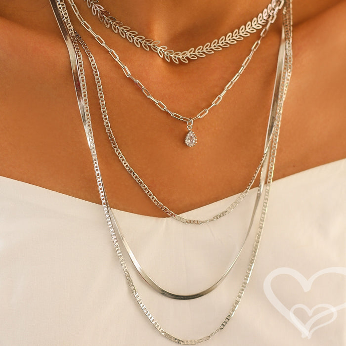 Colar Feminino Thati Correntes Folheado em Ródio Branco