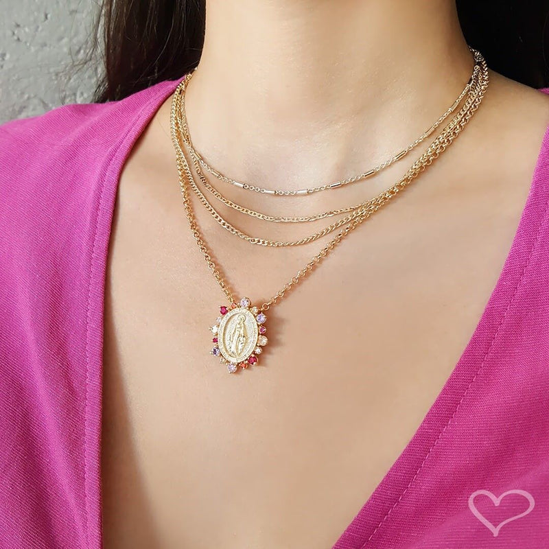 Colar Nossa Senhora das Graças Medalha Milagrosa Zircônias Coloridas Folheado a Ouro 18k